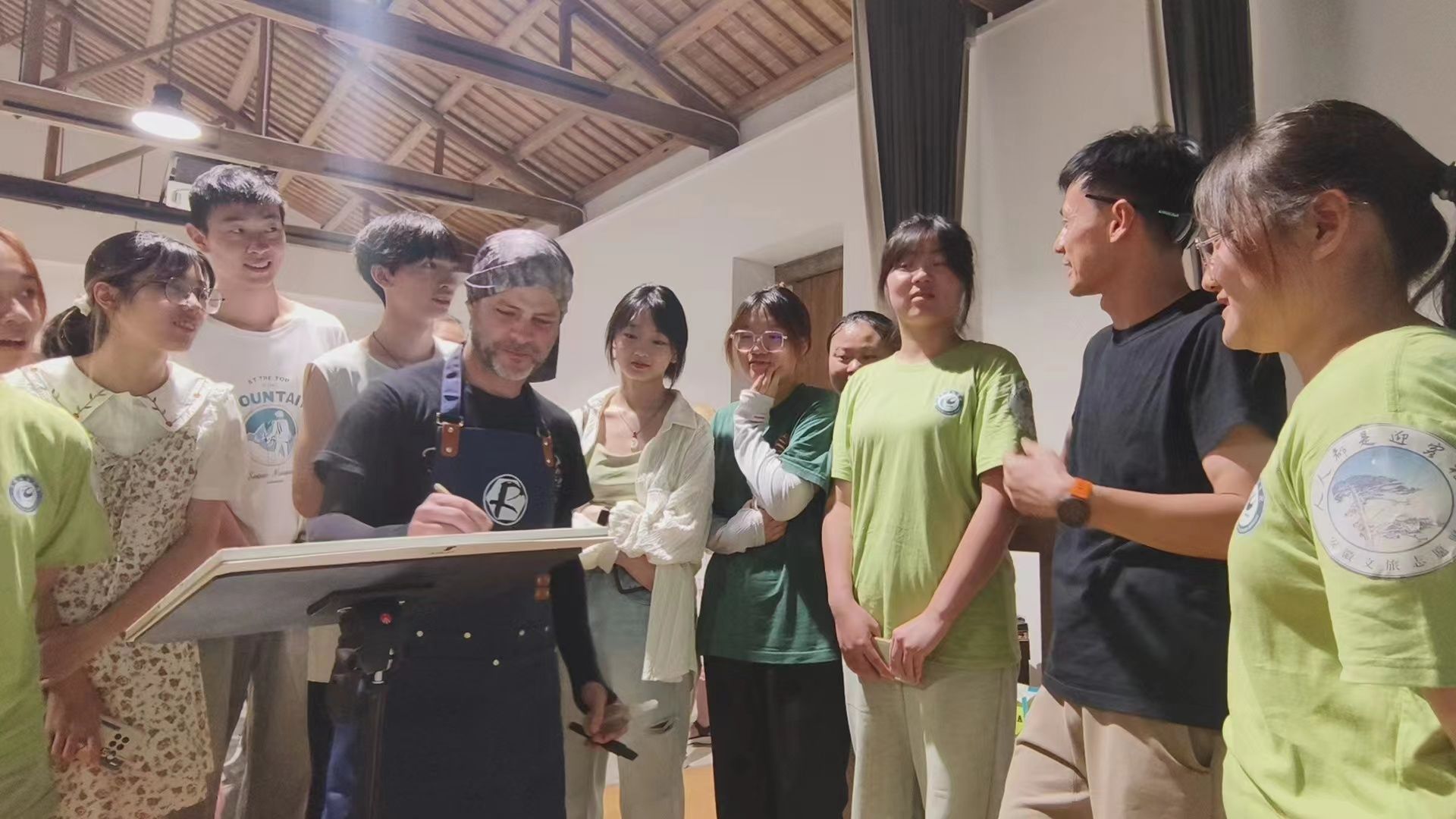 香港彩六宝典资料