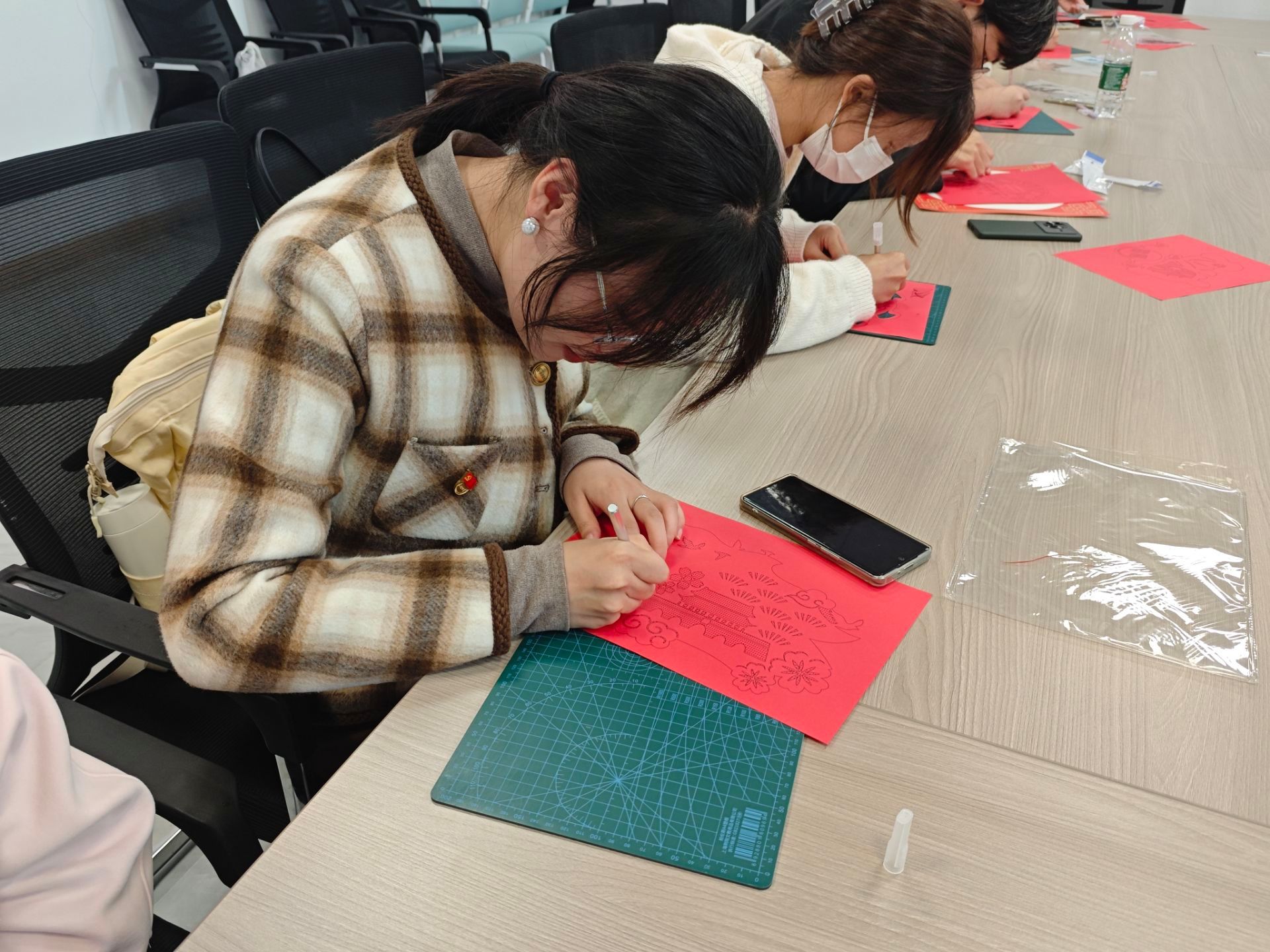 香港彩六宝典资料