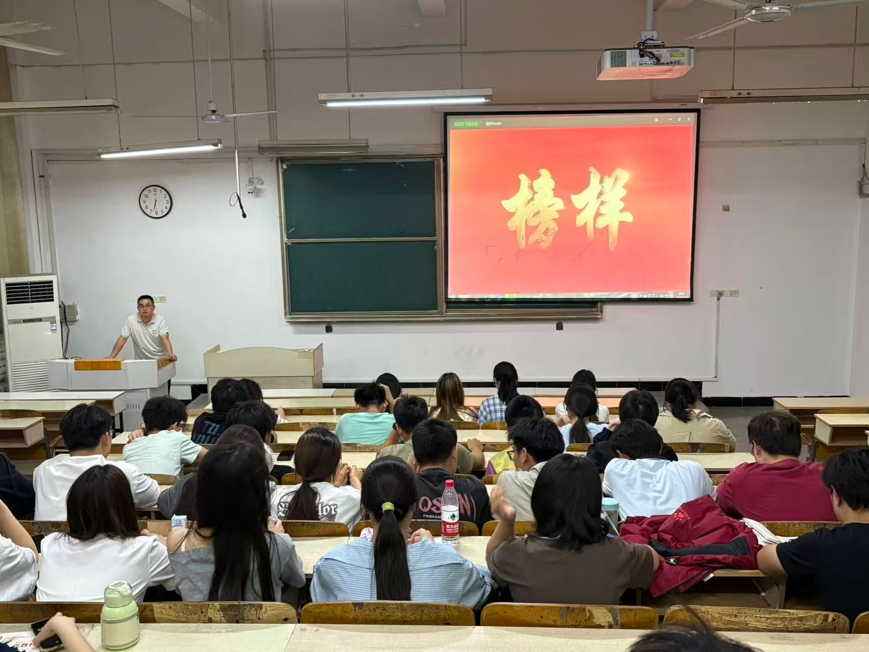 香港彩六宝典资料