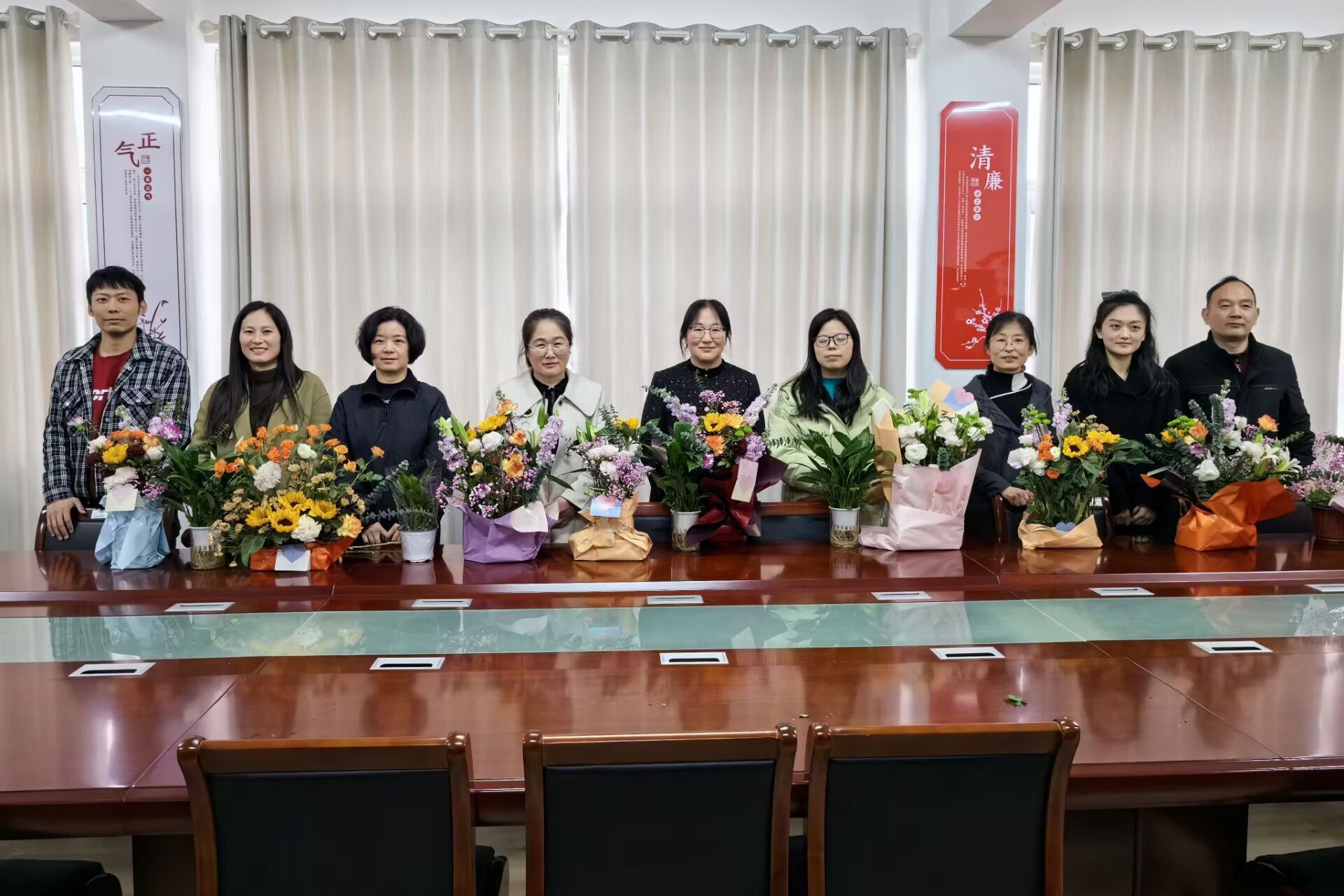 香港彩六宝典资料