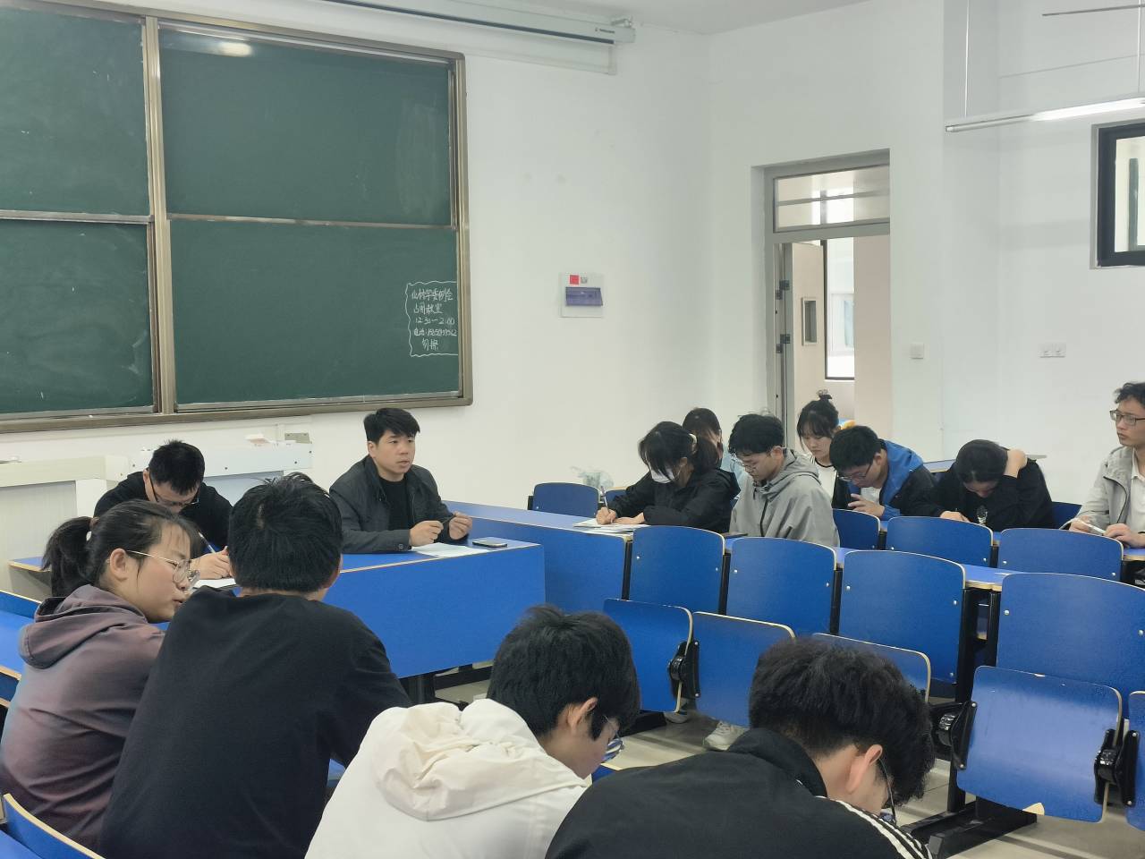 香港彩六宝典资料