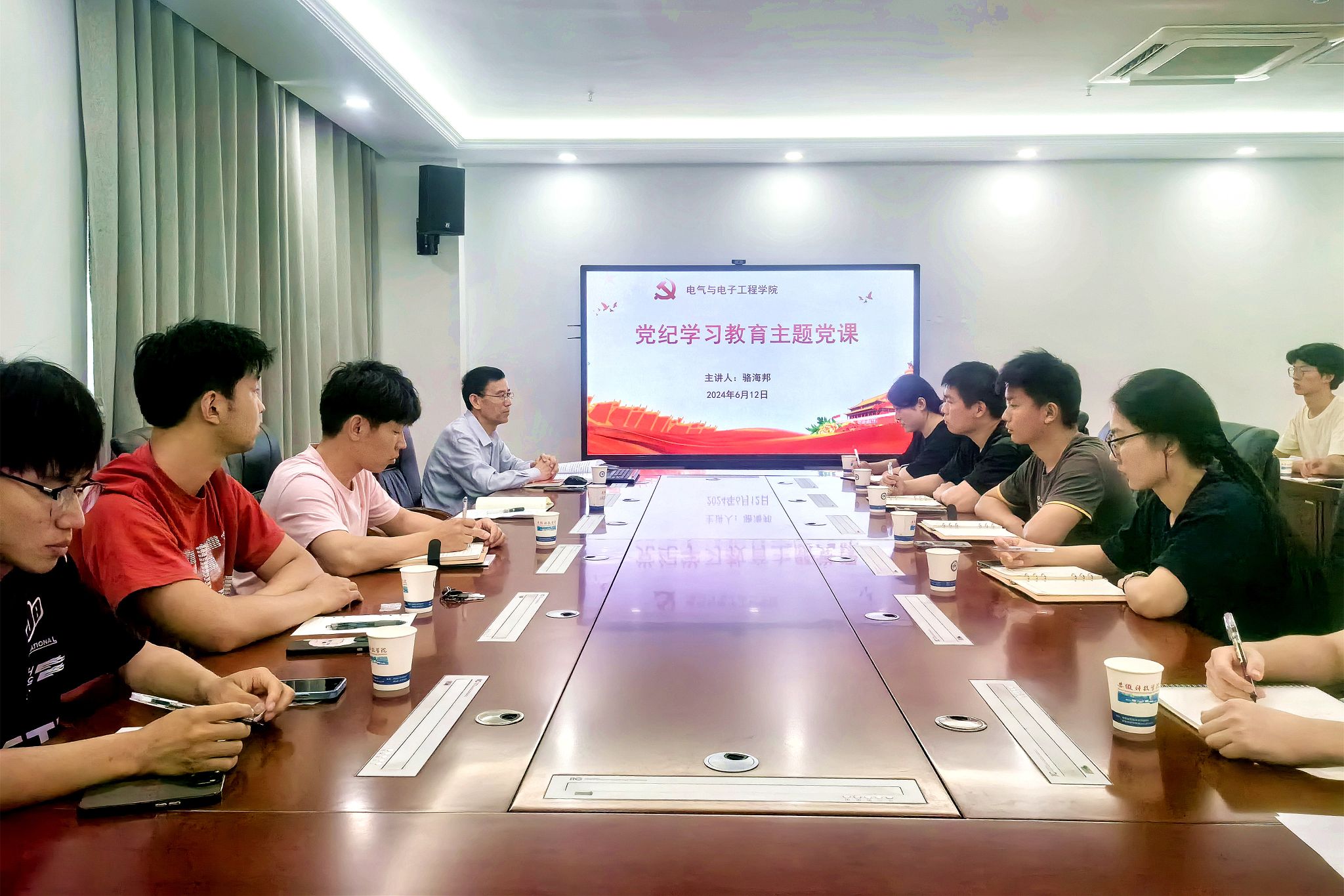 香港彩六宝典资料