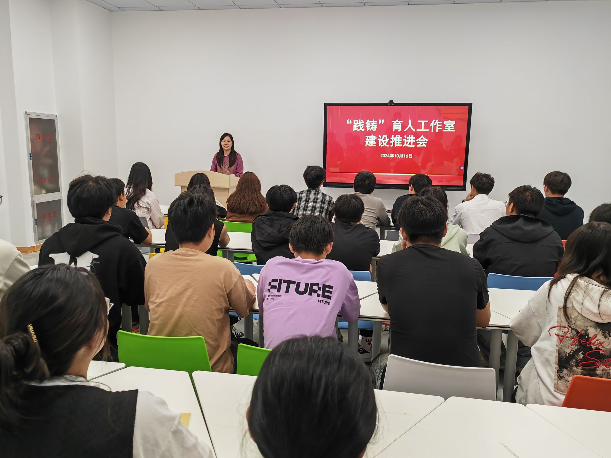香港彩六宝典资料